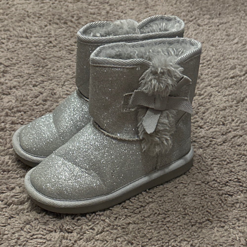 Children’s sparkle boots
